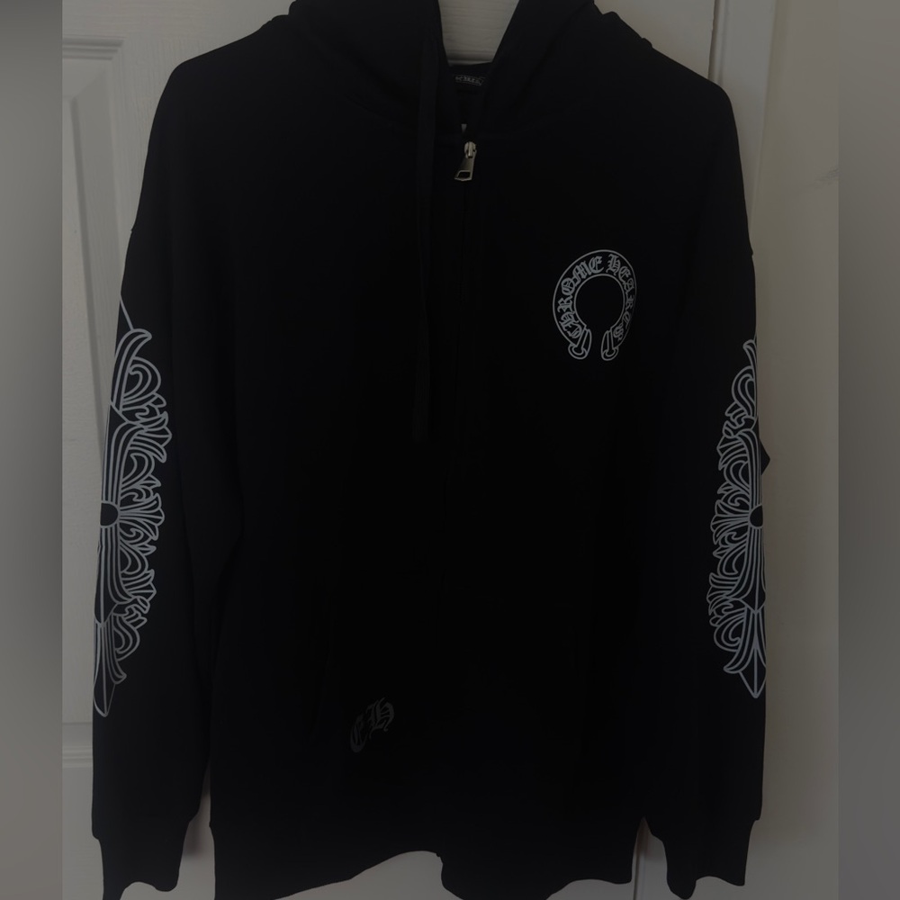 Black chrome heart zip up